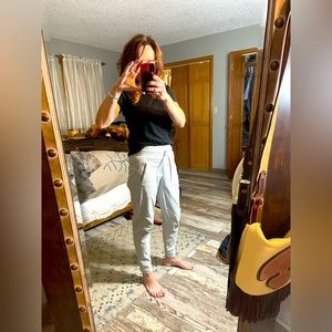 ATHLETA WOMEN'S TREKKIE NORTH JOGGER NWT size 2 regular length